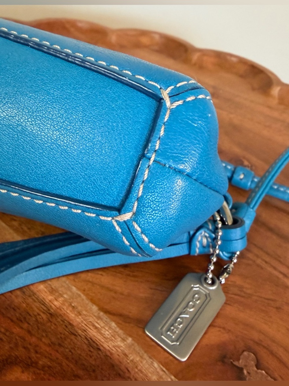 Coach Turquoise Blue Leather Wristlet Clutch EUC - Picture 12 of 16